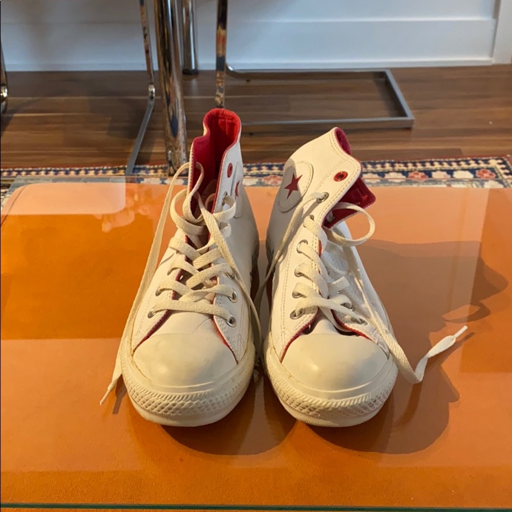 Converse White Leather Red Product size 6.5